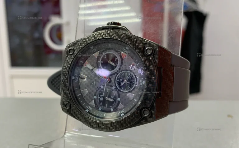 Часы  Guess W1048G1