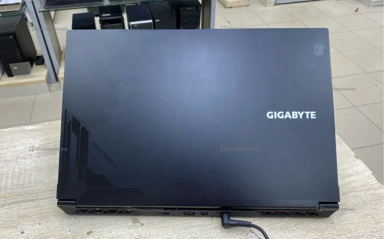 Ноутбук  Gigabyte G5