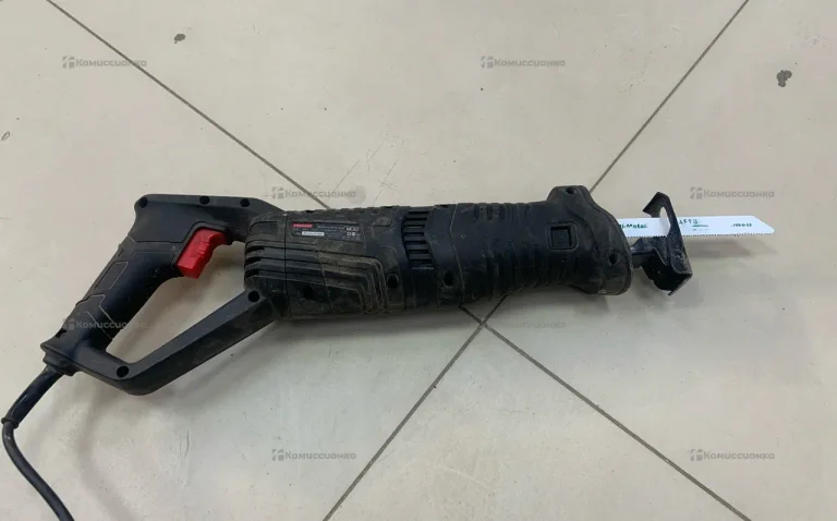 сабельная пила TEH TRS6240