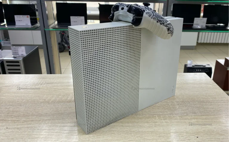 Приставка Xbox One S 1 ТБ