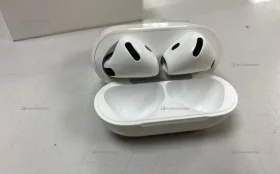 Наушники  AirPods 4 с шумоподавлением