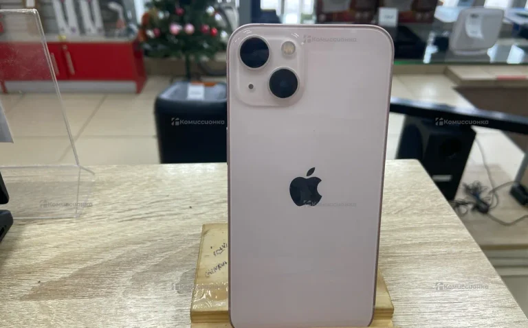 Apple iPhone 13 4/128 ГБ