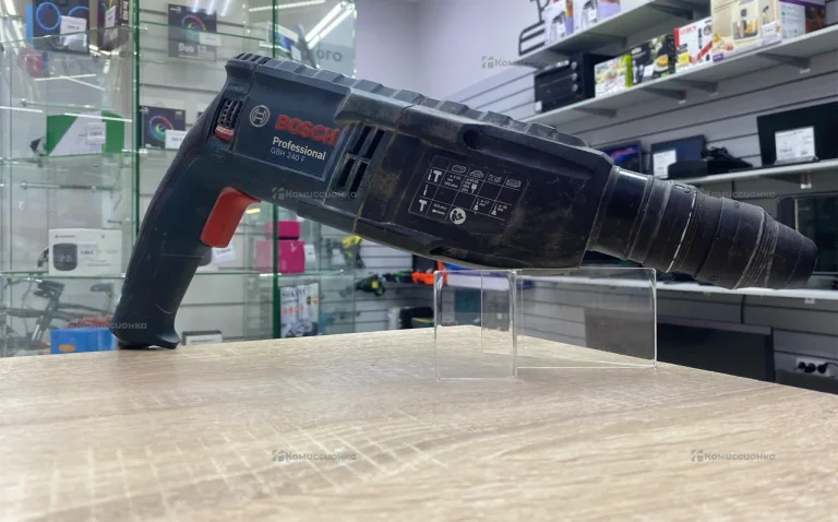 Перфоратор Bosch GBH 240