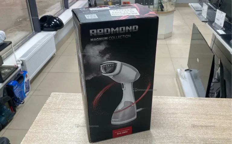Отпариватель Redmond RHS-6802