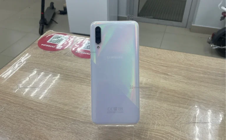 Samsung Galaxy A30s 3/32 ГБ