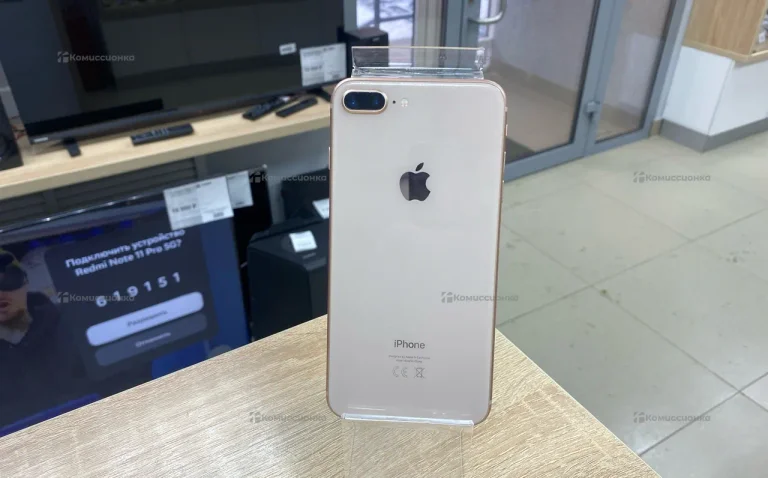 Apple iPhone 8 Plus 3/64 ГБ