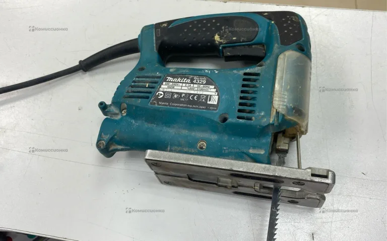 Электролобзик makita 4329