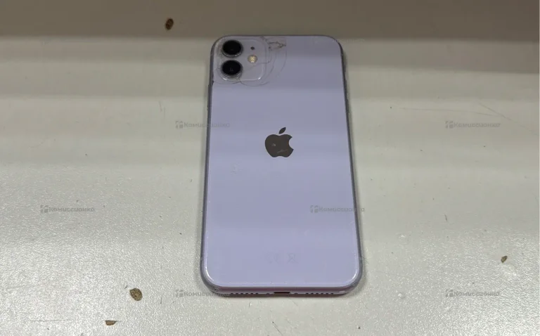 Apple iPhone 11 4/64 ГБ