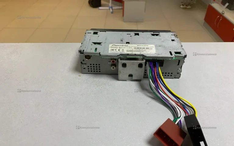 Автомагнитола  PIONEER MVH-S120UB