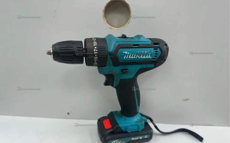 Дрель-шуруповёрт Makita DCD917 (реплика)