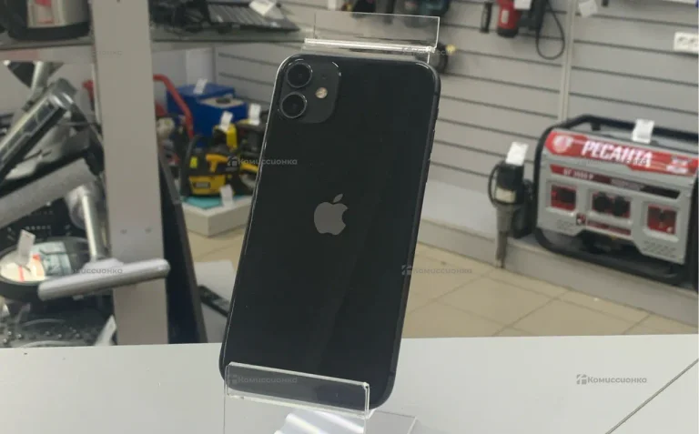Apple iPhone 11 4/128 ГБ