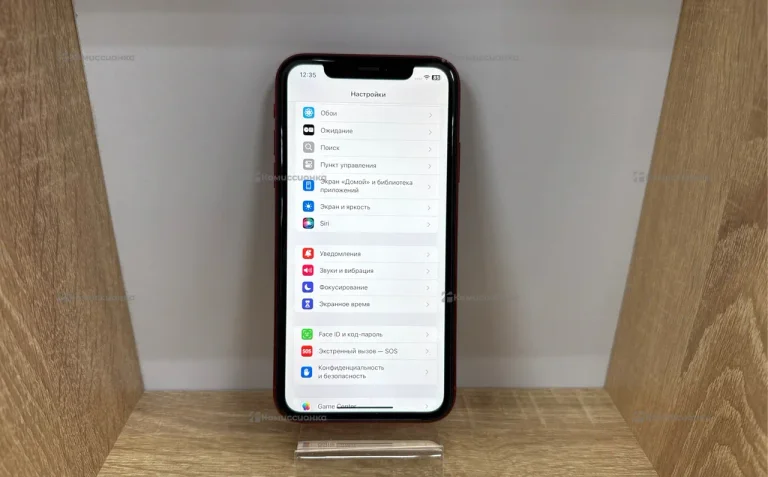 Apple iPhone XR 3/128 ГБ