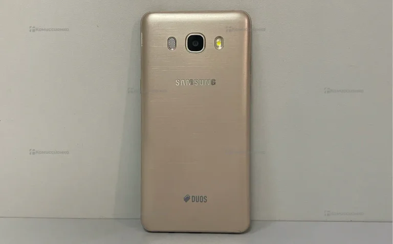 Samsung Galaxy J5 1.5/16 ГБ