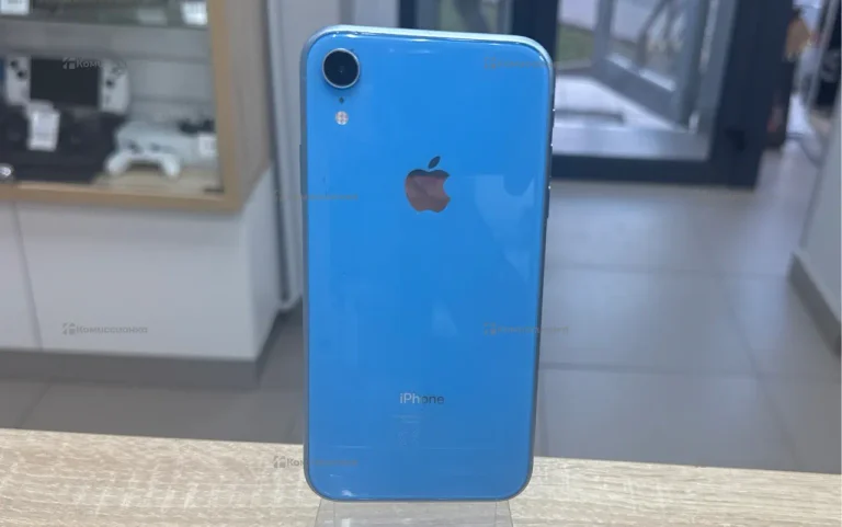 Apple iPhone XR 3/128 ГБ