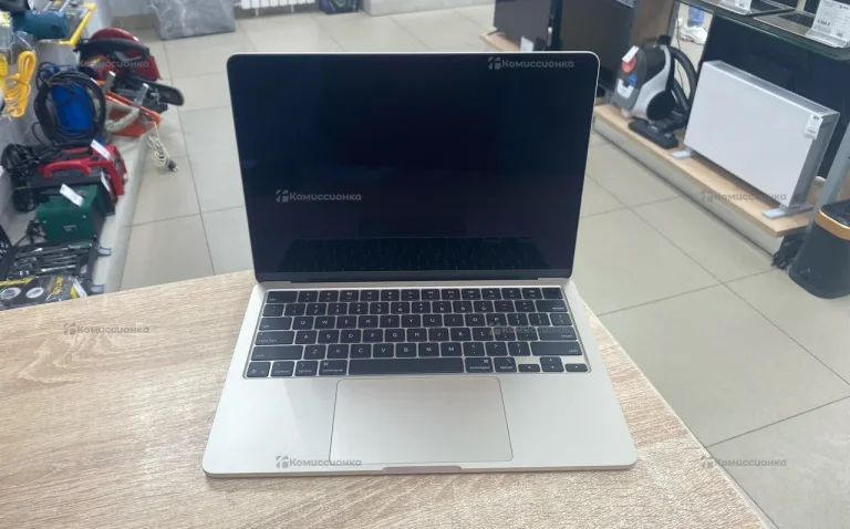 Ноутбук Apple MacBook Air 13.6 M4 16/256