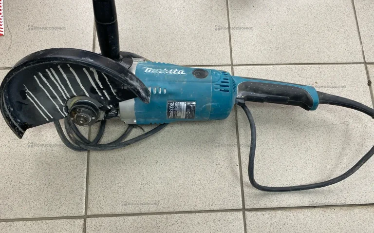УШМ makita GA9020SF