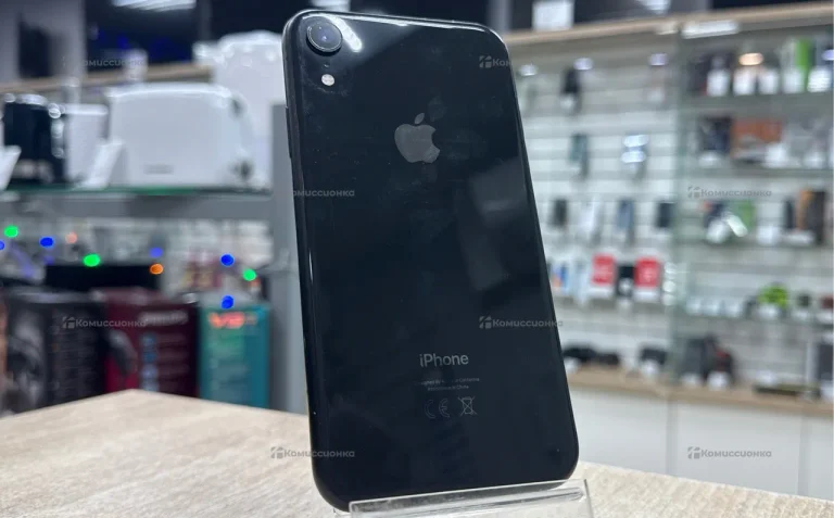 Apple iPhone XR 3/128 ГБ