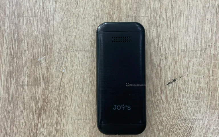 JoyS s19. Кнопочный телефон