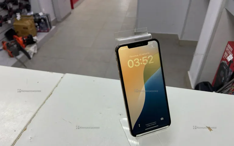 Apple iPhone XS Max 64 Гб