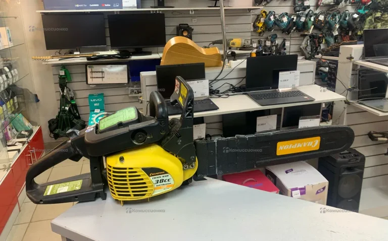 Бензопила champion chain saw  38cc