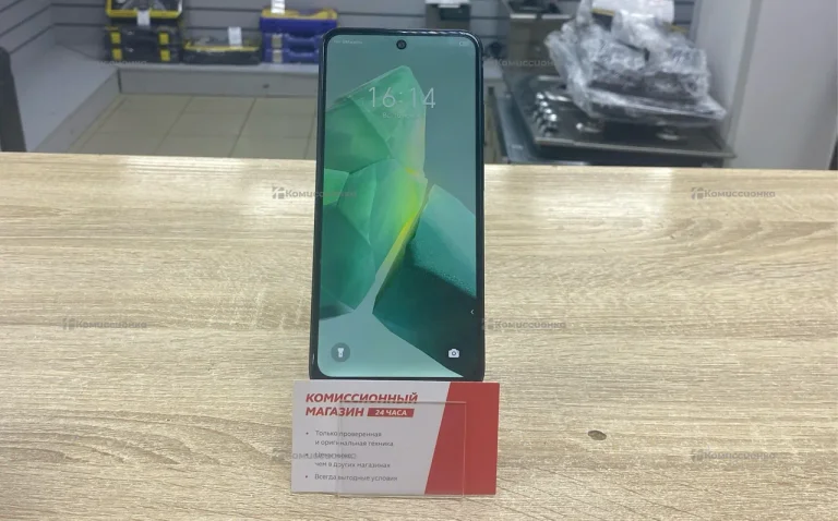 Infinix Hot 30 Play 8/128 ГБ