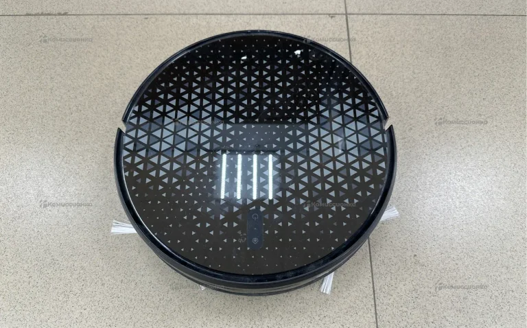 Робот пылесос  Panda