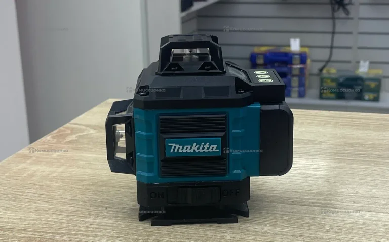 Лазерный уровень Makita 4D