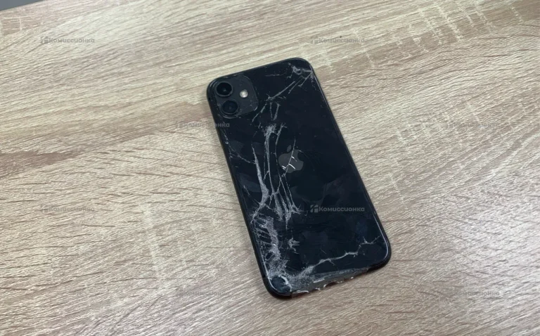 Apple iPhone 11 4/64 ГБ