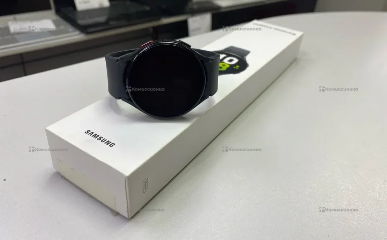 Часы Samsung Watch 5