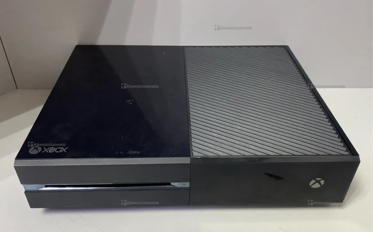 Приставка Xbox One 500Gb