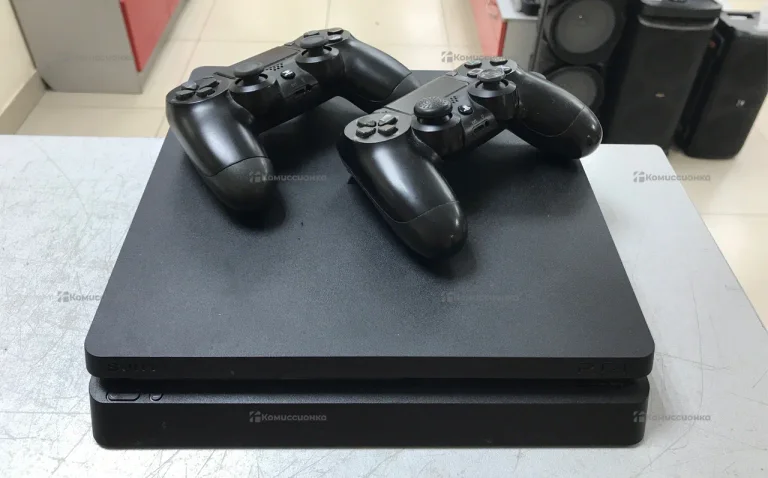 Приставка PlayStation 4 slim 1Tb.