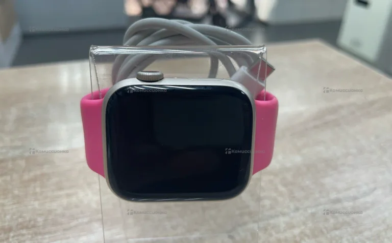 Часы  Apple Watch 8 45mm