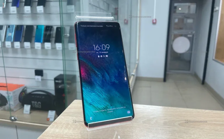 Samsung Galaxy S10 8/128 ГБ