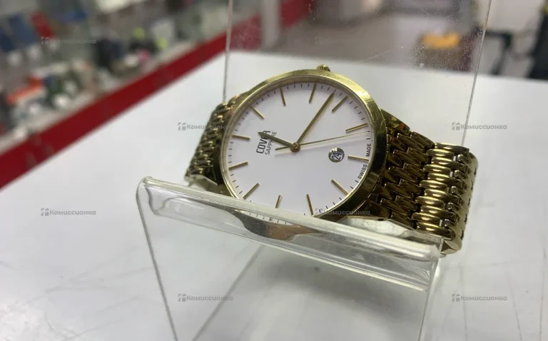 Часы Cover co123