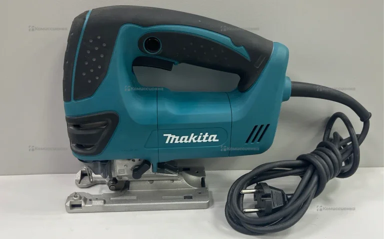 Электролобзик makita 4350CT