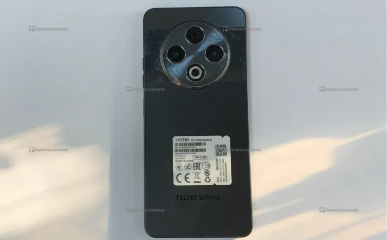 Tecno Spark 30 8/256 ГБ
