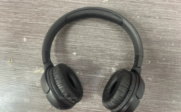 Наушники JBL TUNE520BT