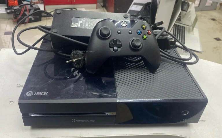 Приставка Xbox one 500gb