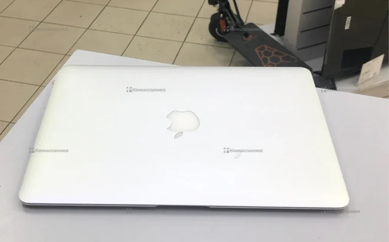 Ноутбук  Apple MacBook a1466