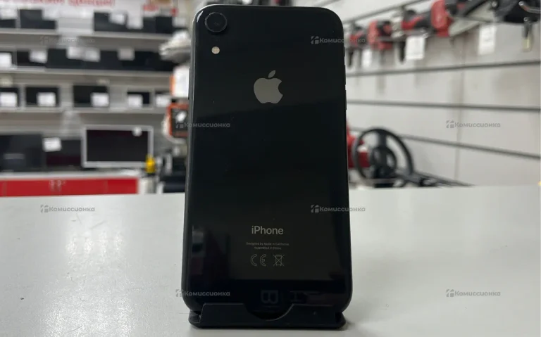 Apple iPhone XR 64ГБ