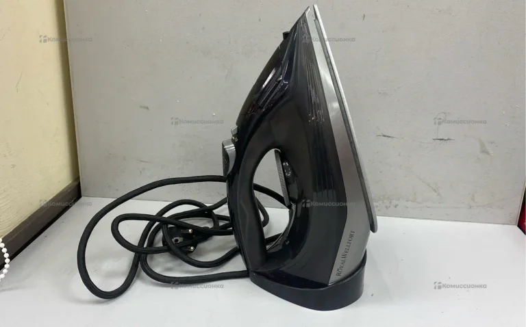Утюг Royal Wellfort RSI 0124