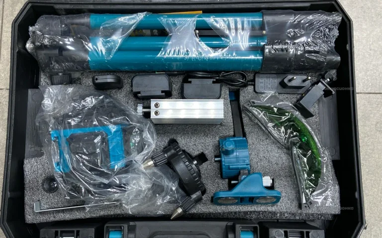 Лазерный уровень Makita 16D Green Laser реплика
