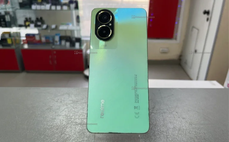 Realme C67 4G 6/128 ГБ