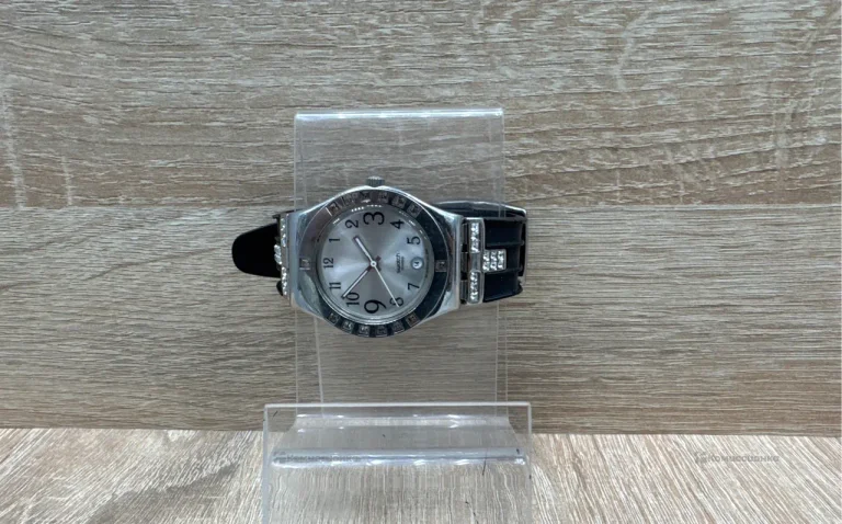 Часы Swatch SR626SW