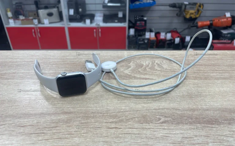 Часы  AppleWatch 6 44m