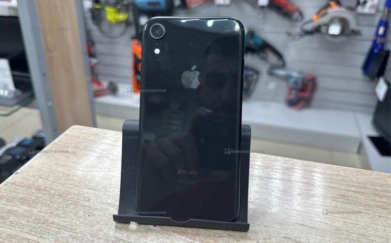 Apple IPhone XR 64Гб