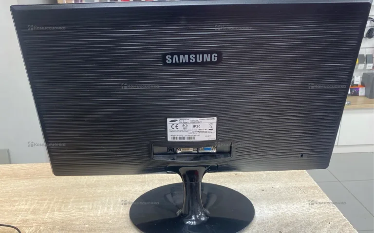 Монитор  Samsung Ls 24a300