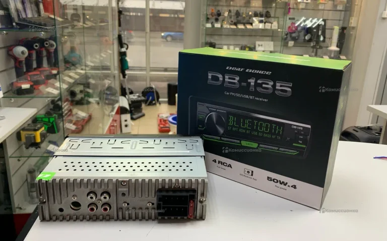 Автомагнитола  Deaf Bounce DB-135