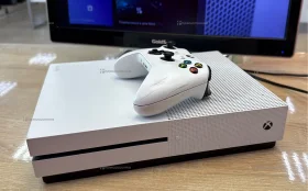 Приставка Xbox One S