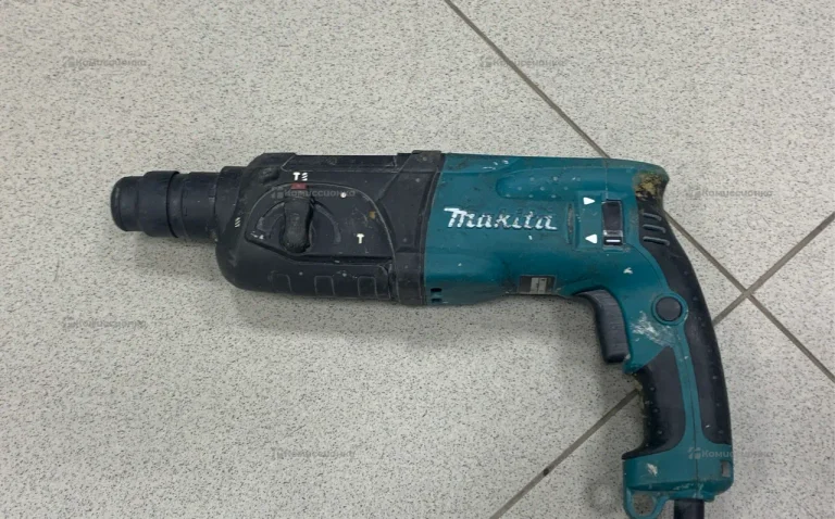 Перфоратор makita HR2470